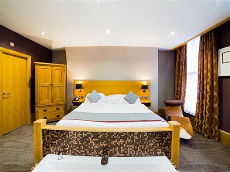oyo imperial hotel|OYO Imperial Hotel, Barrow in Furness (updated prices 2024) .